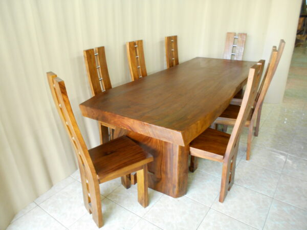 Set Meja makan kayu solid