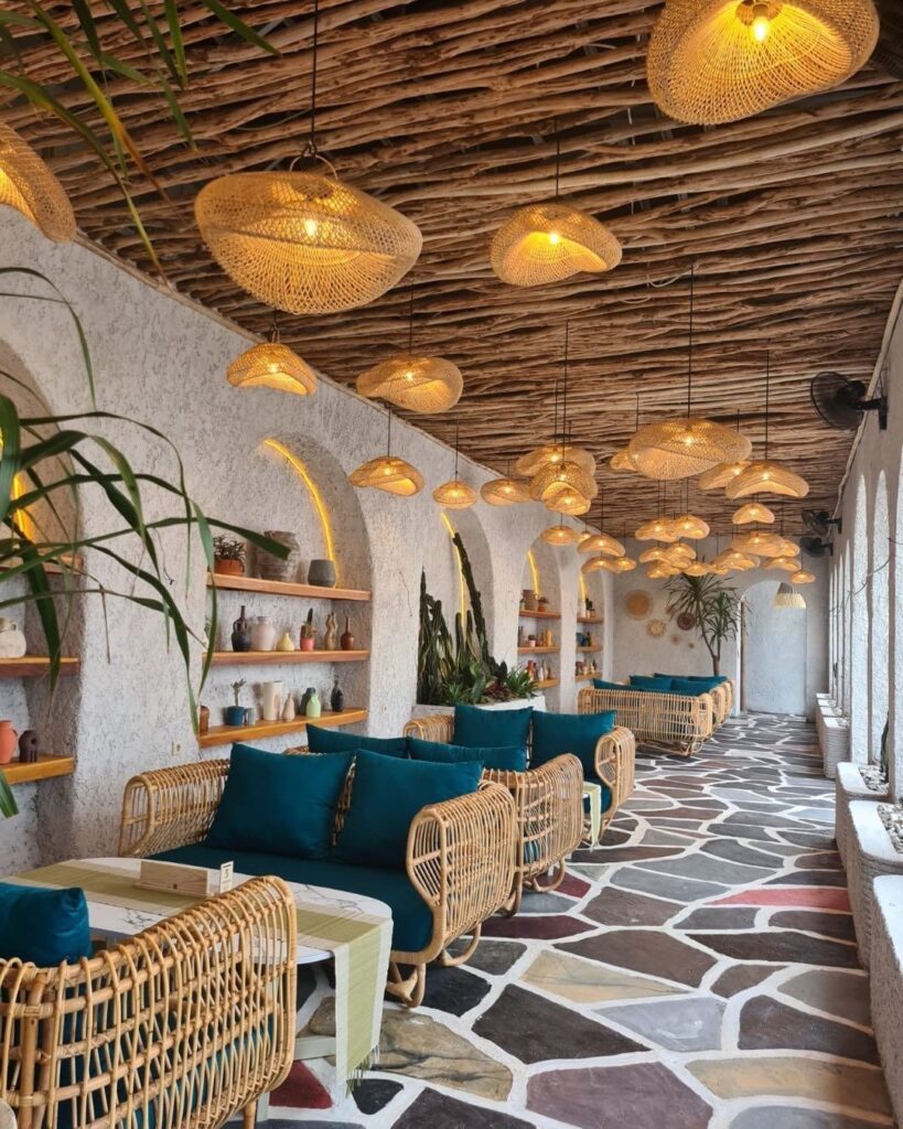 contoh kafe industrial masa depan
