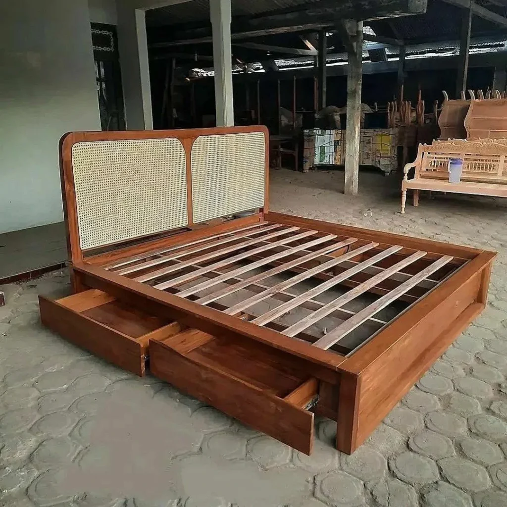 Dipan-kayu-jati-minimalis